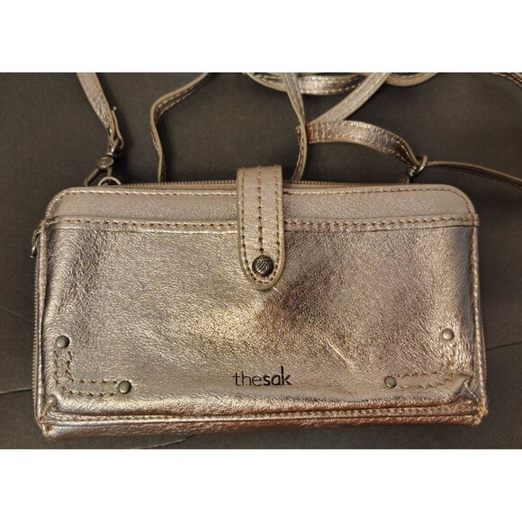 The Sak Metallic Bronze Gold Crossbody Purse Wallet Adjustable Strap Zip Close - Picture 1 of 6
